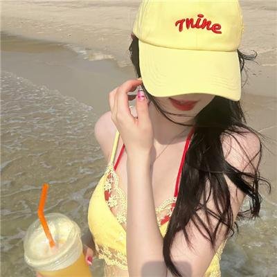 禁忌的游戏海报